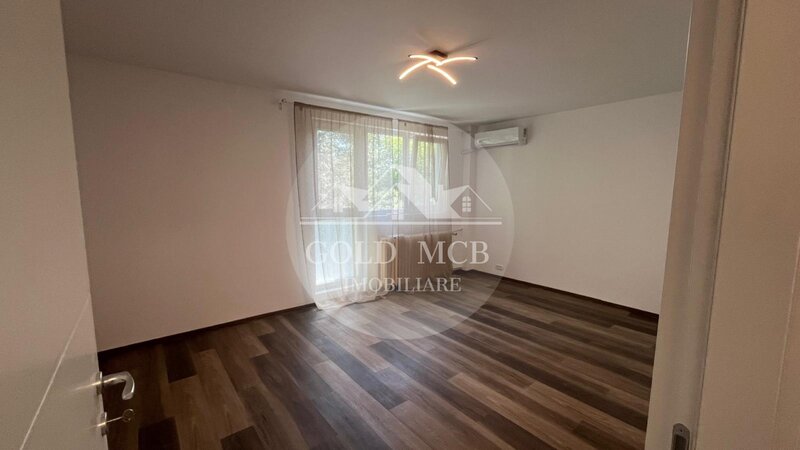 Rahova, Teius, 4 camere
